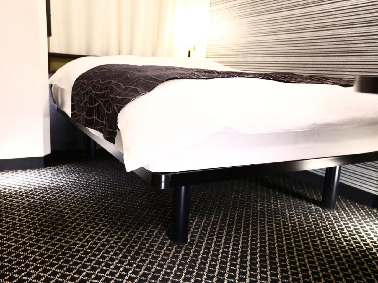 Apa Hotel Chiba Ekimae Quarto foto